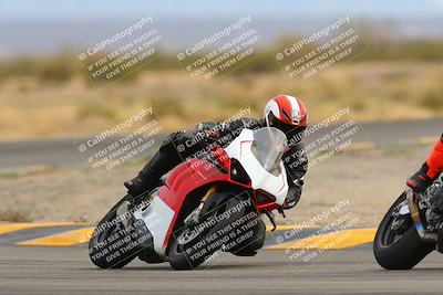 media/Jan-15-2023-SoCal Trackdays (Sun) [[c1237a034a]]/Turn 15 (1pm)/